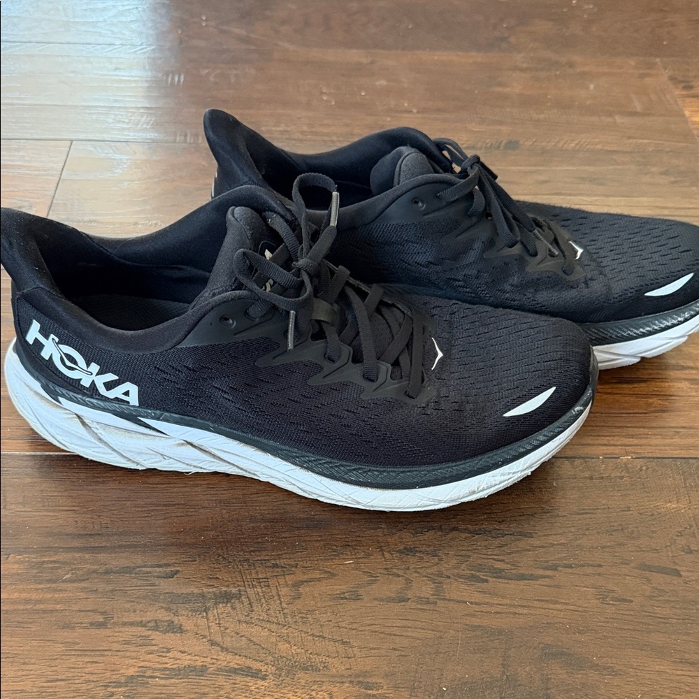 Hoka Men's Black and White Clifton 8 Running Shoes 11